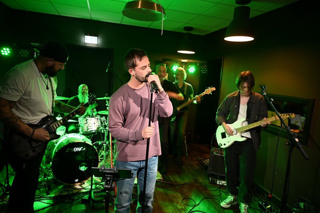 ../Images/10 jaar Ro's Barbershop 194.jpg